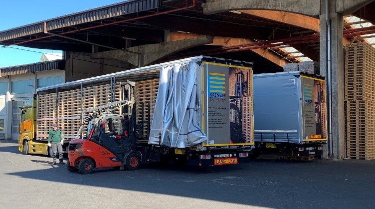 Industriepaletten kaufen - Fuhrpark Krenzer